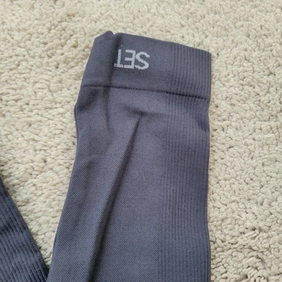 SET active sculptflex leggings size small - Picture 2 of 6